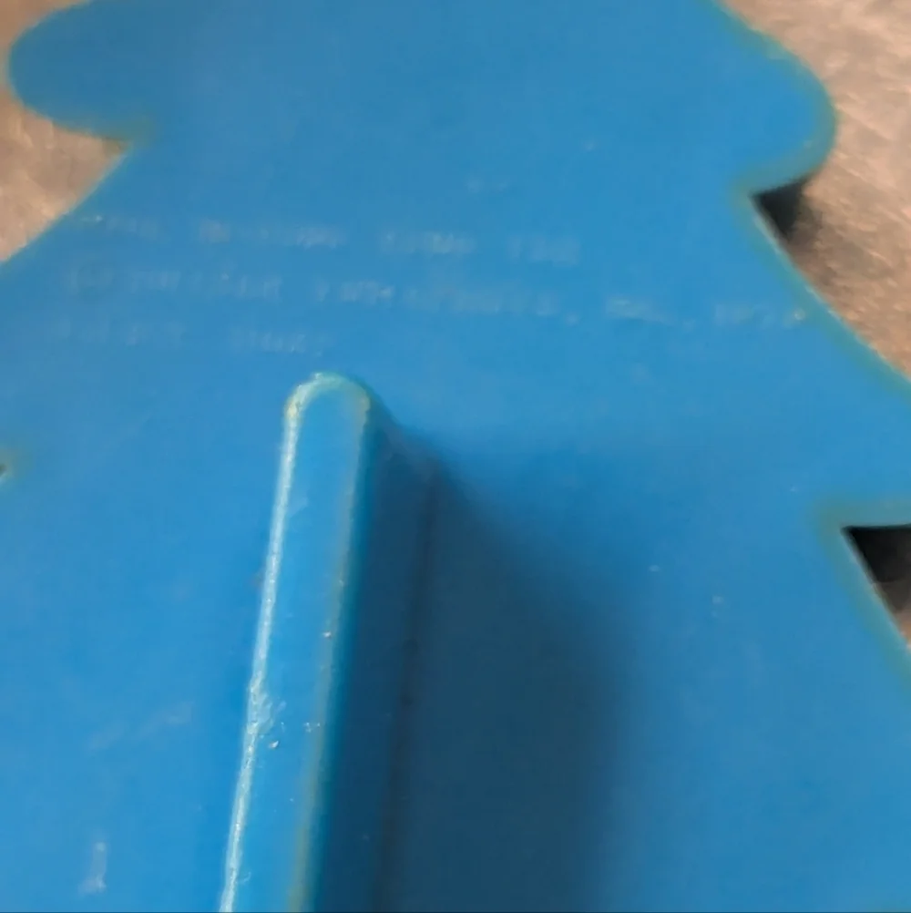 🎄 Vintage 1979 Holidays Cookie Cutter 4